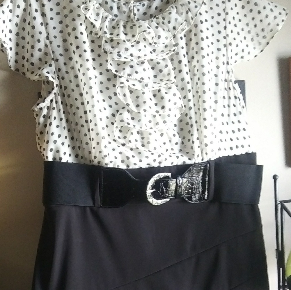 Roz and Ali dress